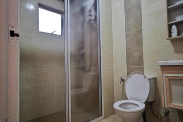 CASA RESIDENCES, CHEMOR