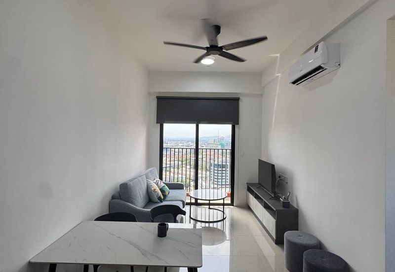 Piccadilly Service Residence @ Greentown