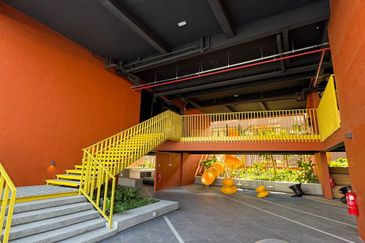 Piccadilly Service Residence @ Greentown