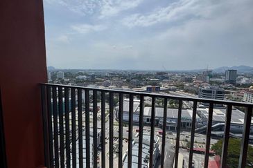 Piccadilly Service Residence @ Greentown