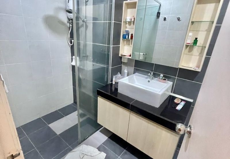 Upper East @ Tiger Lane