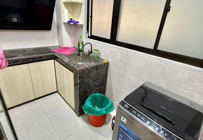 Upper East @ Tiger Lane