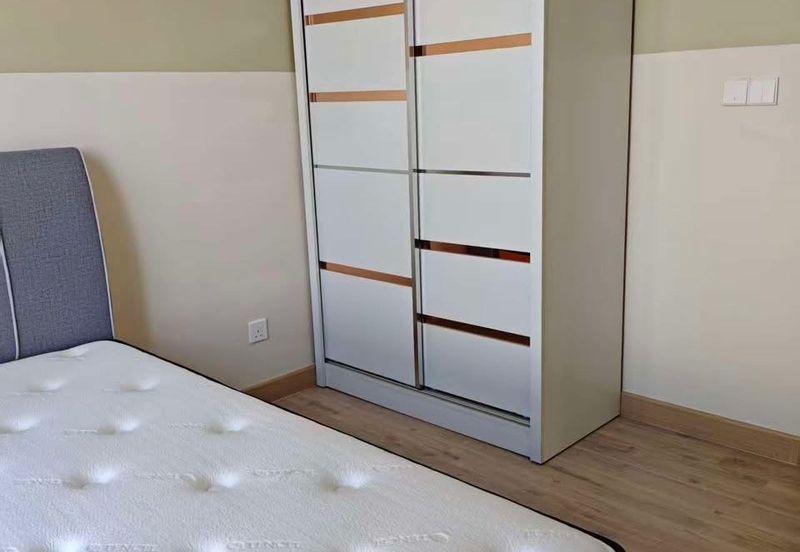 Piccadilly Service Residence @ Greentown