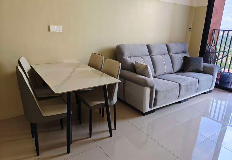 Piccadilly Service Residence @ Greentown