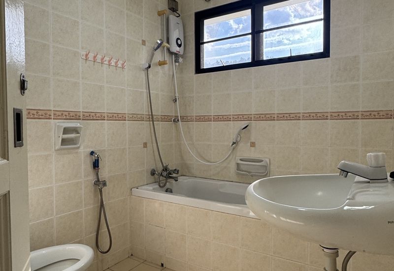 MERU VALLEY RESORT (GOLF VISTA APARTMENT