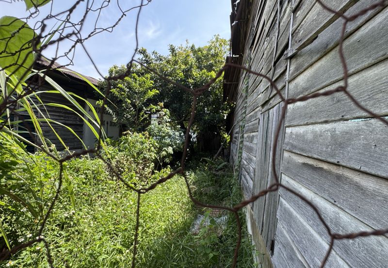 KAMPUNG BARU GUNUNG RAPAT