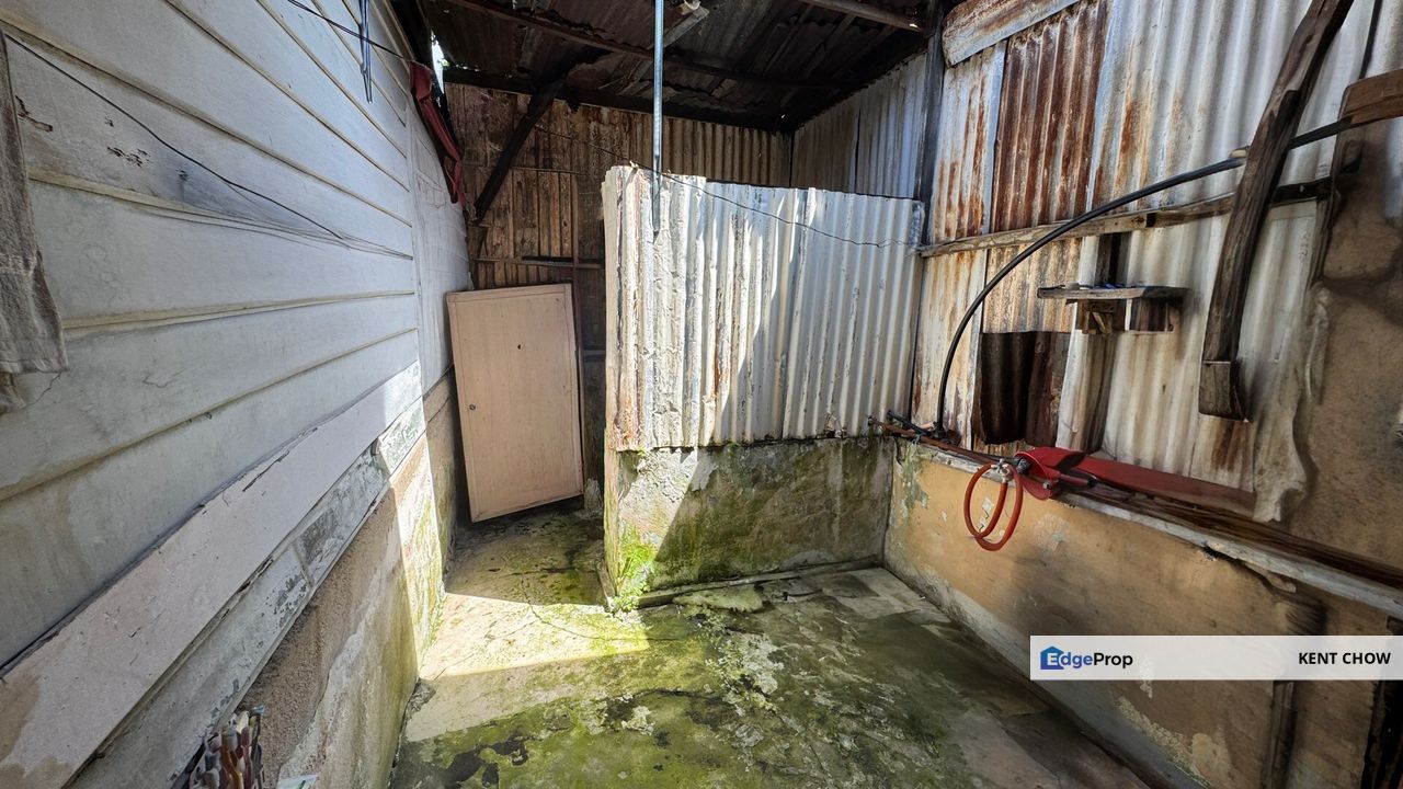 FOR SALE | GUNUNG RAPAT MAIN ROAD, Perak, Kinta