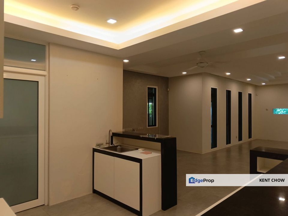 FOR SALE — MERU VALLEY BUNGALOW  Location: Meru Valley, Ipoh, Perak, Ipoh