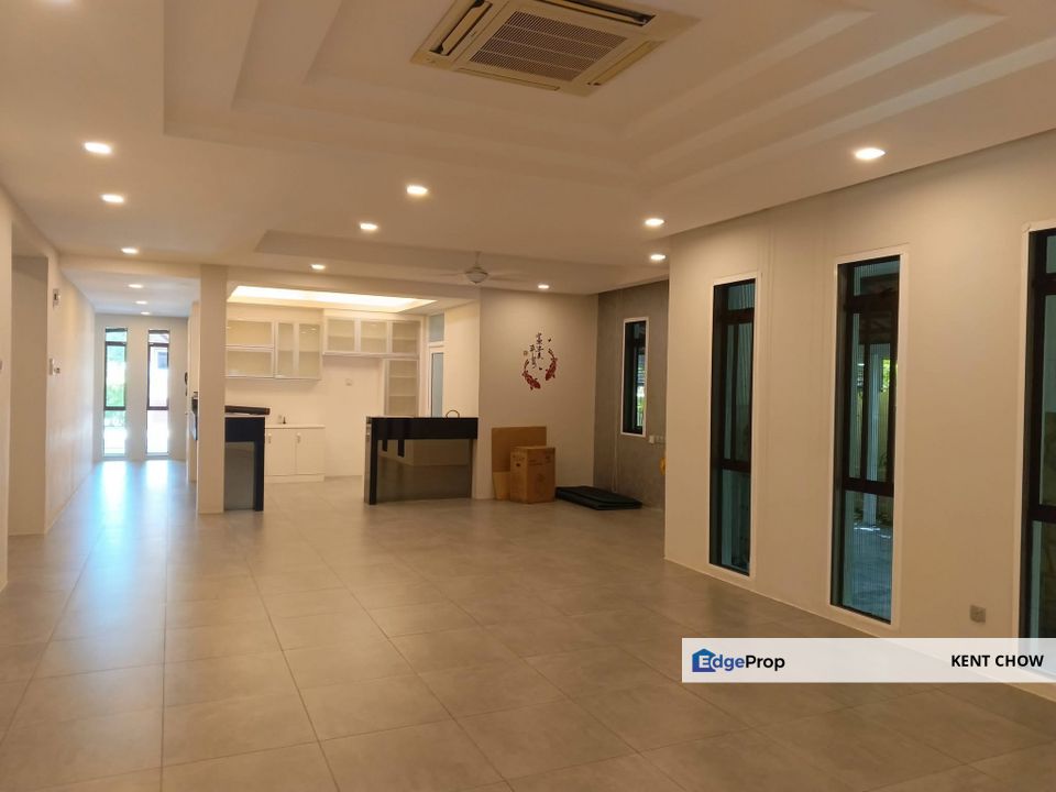 FOR SALE — MERU VALLEY BUNGALOW  Location: Meru Valley, Ipoh, Perak, Ipoh