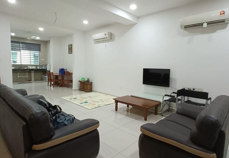 TAMAN MERU DESA PARK