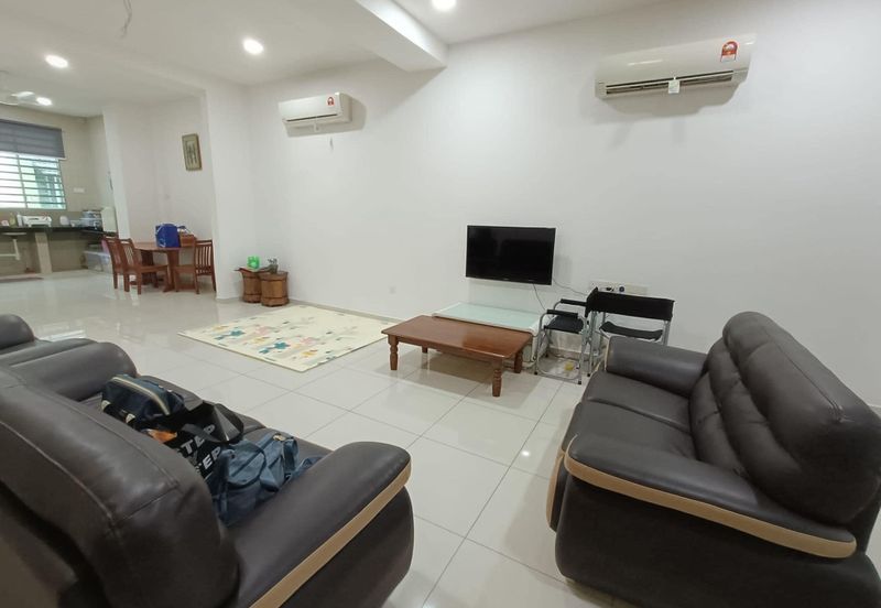 TAMAN MERU DESA PARK