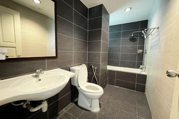 KINTA RIVERFRONT HOTEL & SUITES