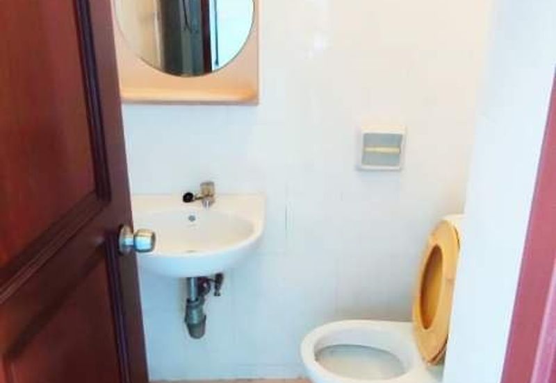 KONDOMINIUM DAMAIPURI