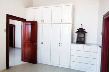 KONDOMINIUM DAMAIPURI