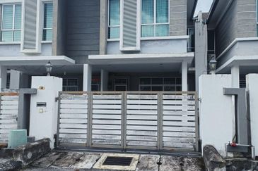 TAMAN MERU DESA PARK