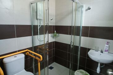 TAMAN MERU DESA PARK