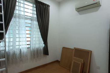 TAMAN MERU DESA PARK