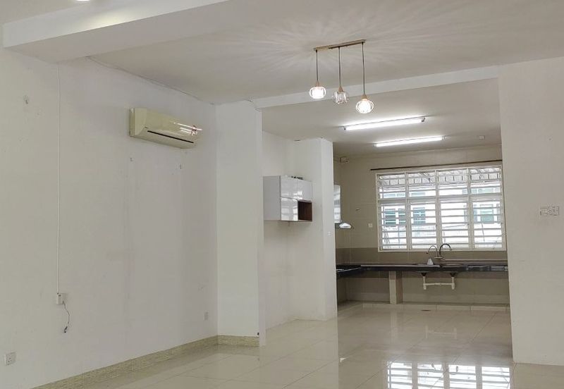 TAMAN MERU DESA PARK