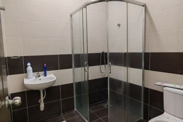 TAMAN MERU DESA PARK