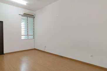 TAMAN MERU DESA PARK