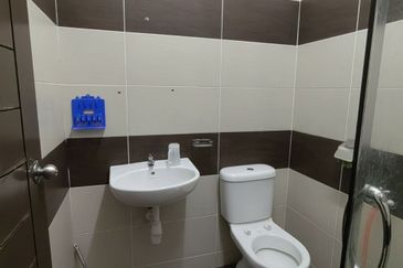 TAMAN MERU DESA PARK