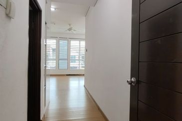 TAMAN MERU DESA PARK