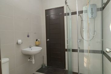 TAMAN MERU DESA PARK