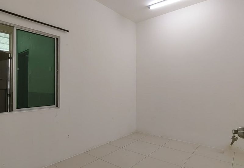 TAMAN MERU DESA PARK