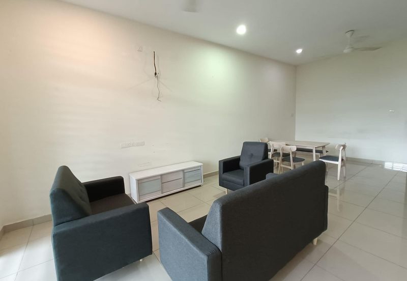 ANJUNG TAWAS IMPIANA