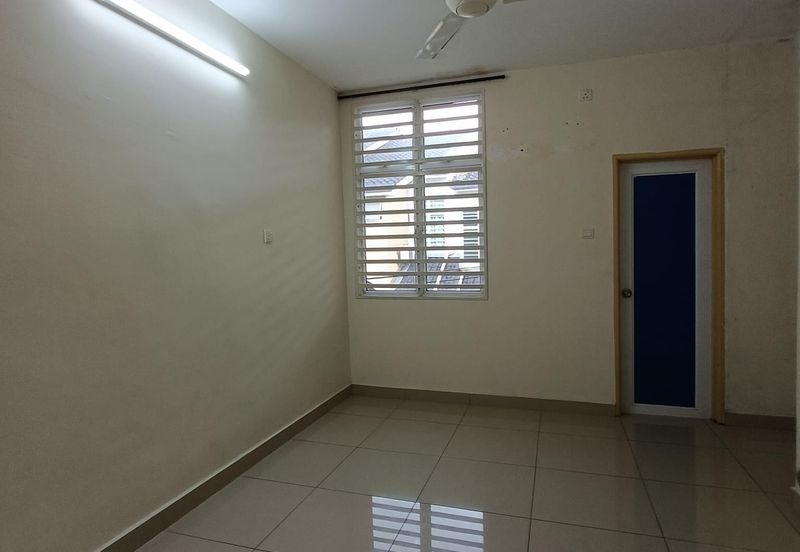 ANJUNG TAWAS IMPIANA