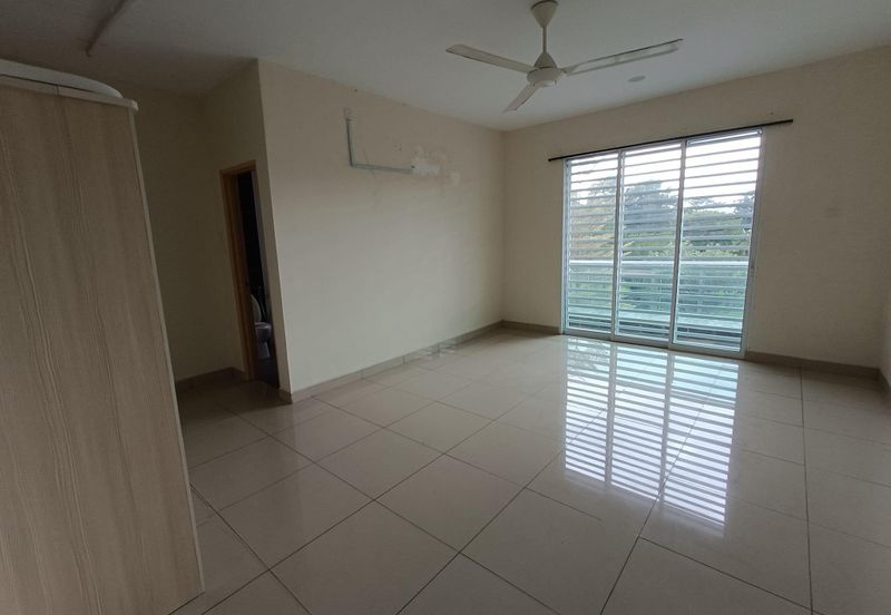 ANJUNG TAWAS IMPIANA