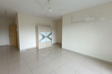 ANJUNG TAWAS IMPIANA