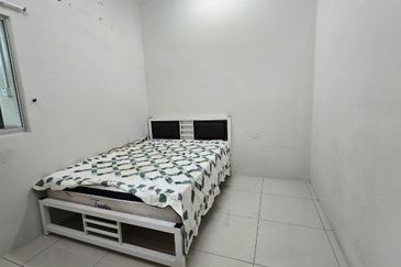 TAMAN MERU DESA PARK