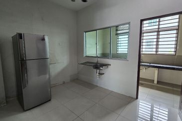 TAMAN MERU DESA PARK