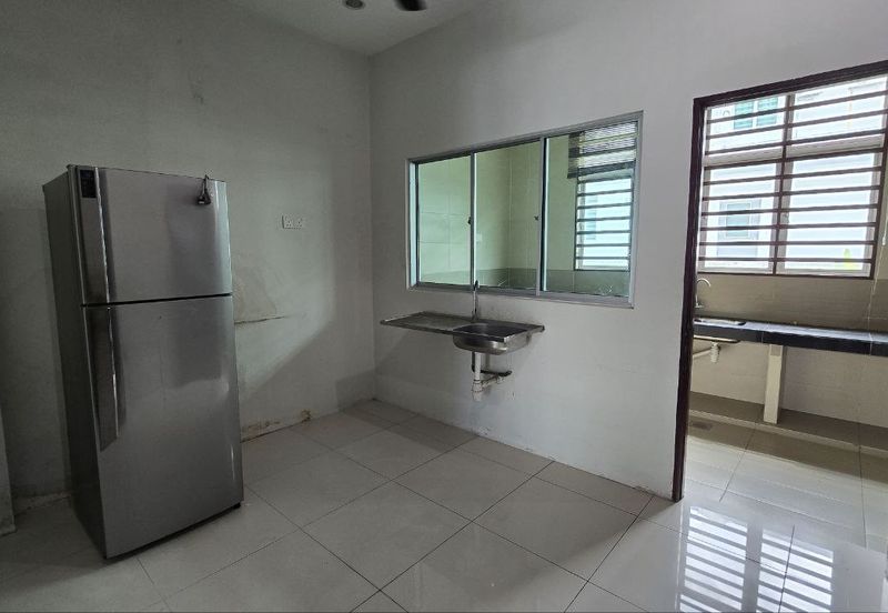 TAMAN MERU DESA PARK