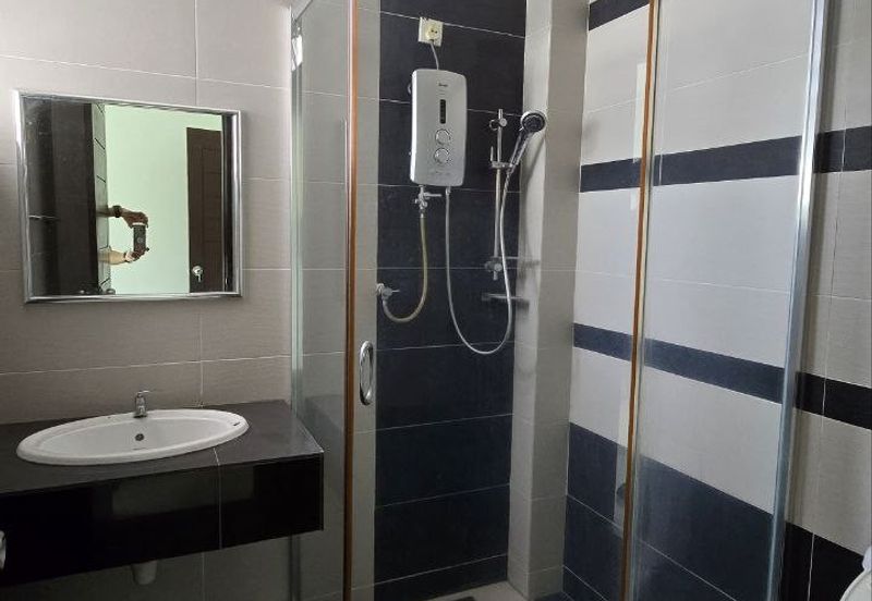 TAMAN MERU DESA PARK