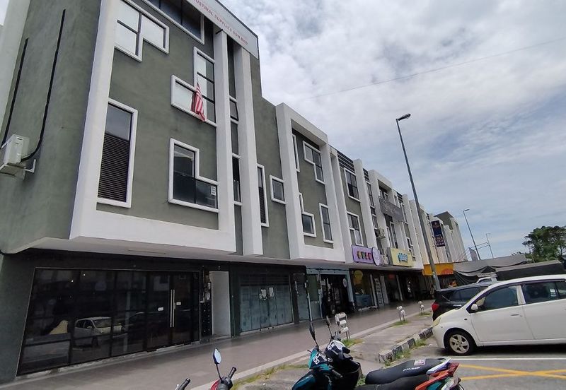 Jalan Pasir Puteh, Station 18