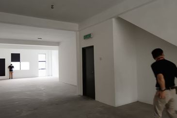 Jalan Pasir Puteh, Station 18