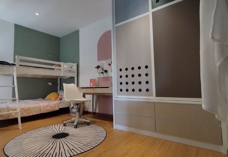 Manhattan Condominium