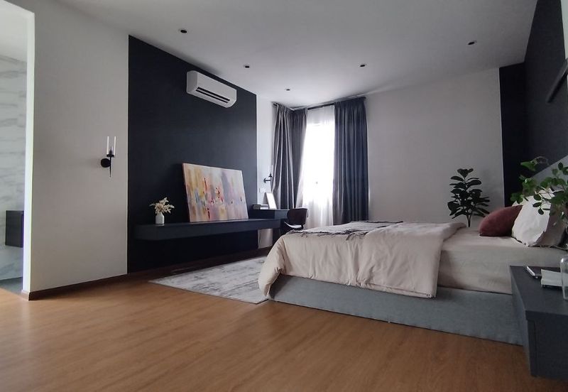 Manhattan Condominium