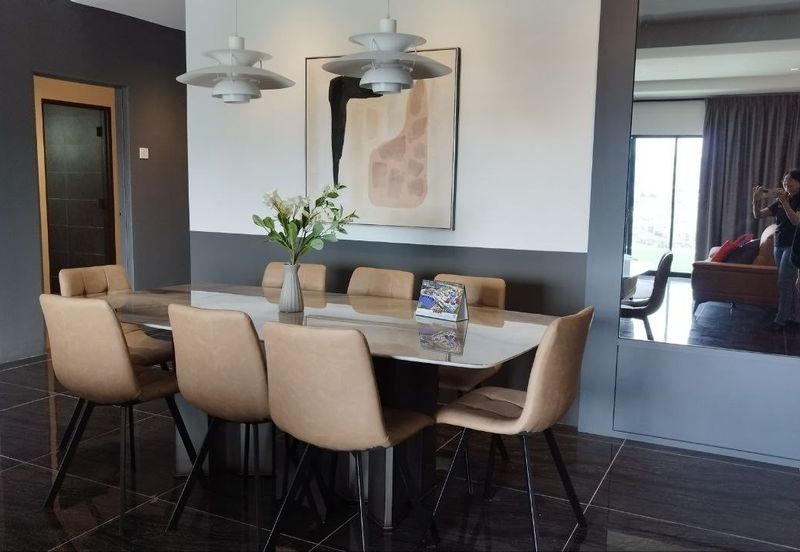 Manhattan Condominium