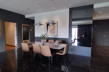 Manhattan Condominium