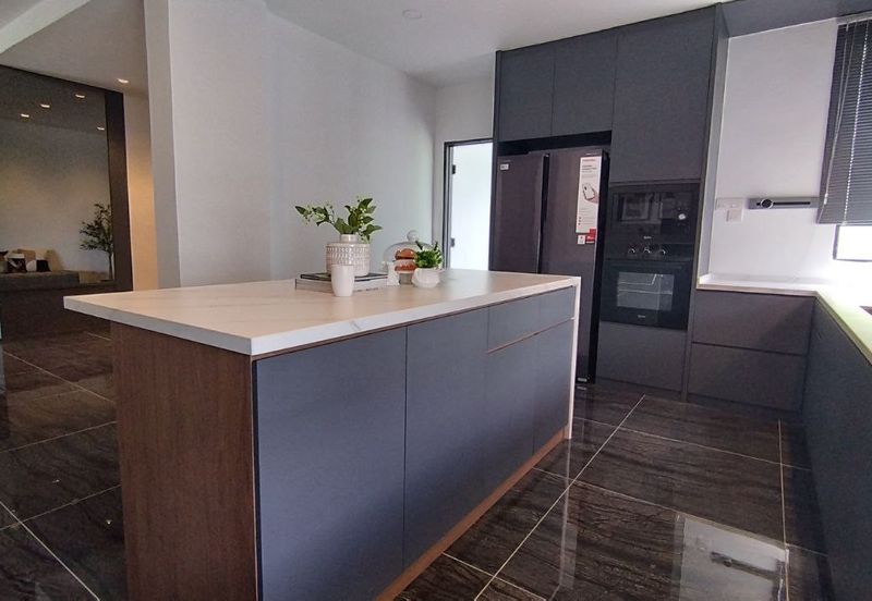 Manhattan Condominium