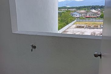 CASA RESIDENCES, CHEMOR