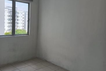 CASA RESIDENCES, CHEMOR