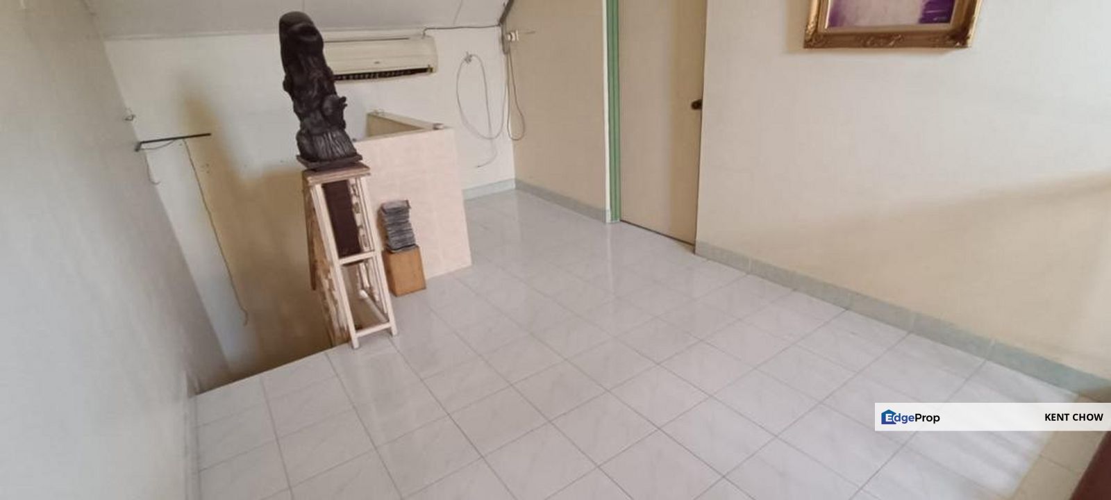 🏡 Great Sale Opportunity 🏡  ✨ 1.5 Storey House   📍 Location: Menglembu Impiana Adril  , Perak, Menglembu