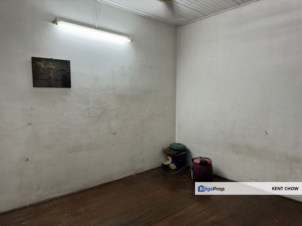 5min to Aeon Kinta City🏠 Single Storey Freehold House for Sale   📍 Location: Ipoh Garden  , Perak, Ipoh