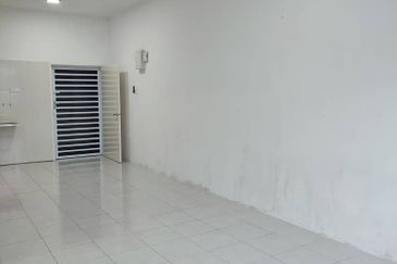 CASA RESIDENCES, CHEMOR