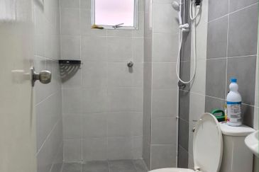 CASA RESIDENCES, CHEMOR