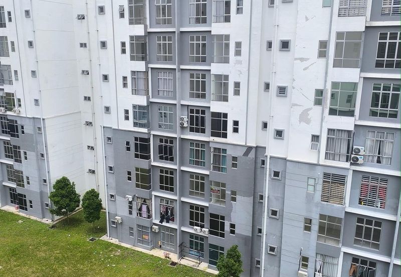 CASA RESIDENCES, CHEMOR